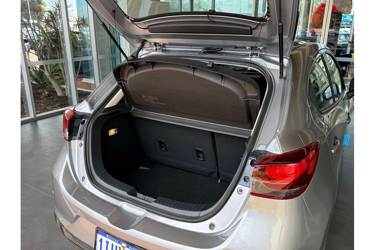 2025 Mazda 2 G15 Evolve DJ Series