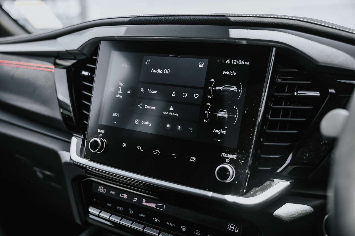 2025 Isuzu MU-X X-TERRAIN