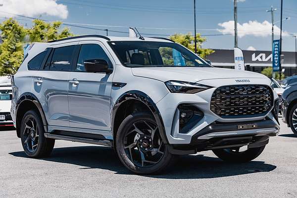 2025 Isuzu MU-X X-TERRAIN