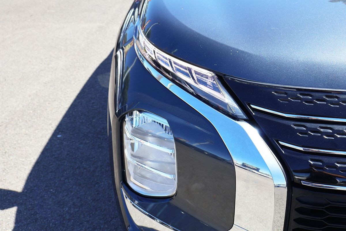 2023 Mitsubishi Outlander ES ZM