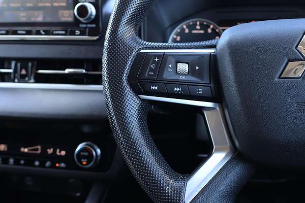 2023 Mitsubishi Outlander ES ZM