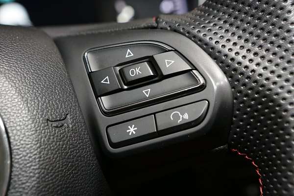 2024 MG HS Vibe SAS23