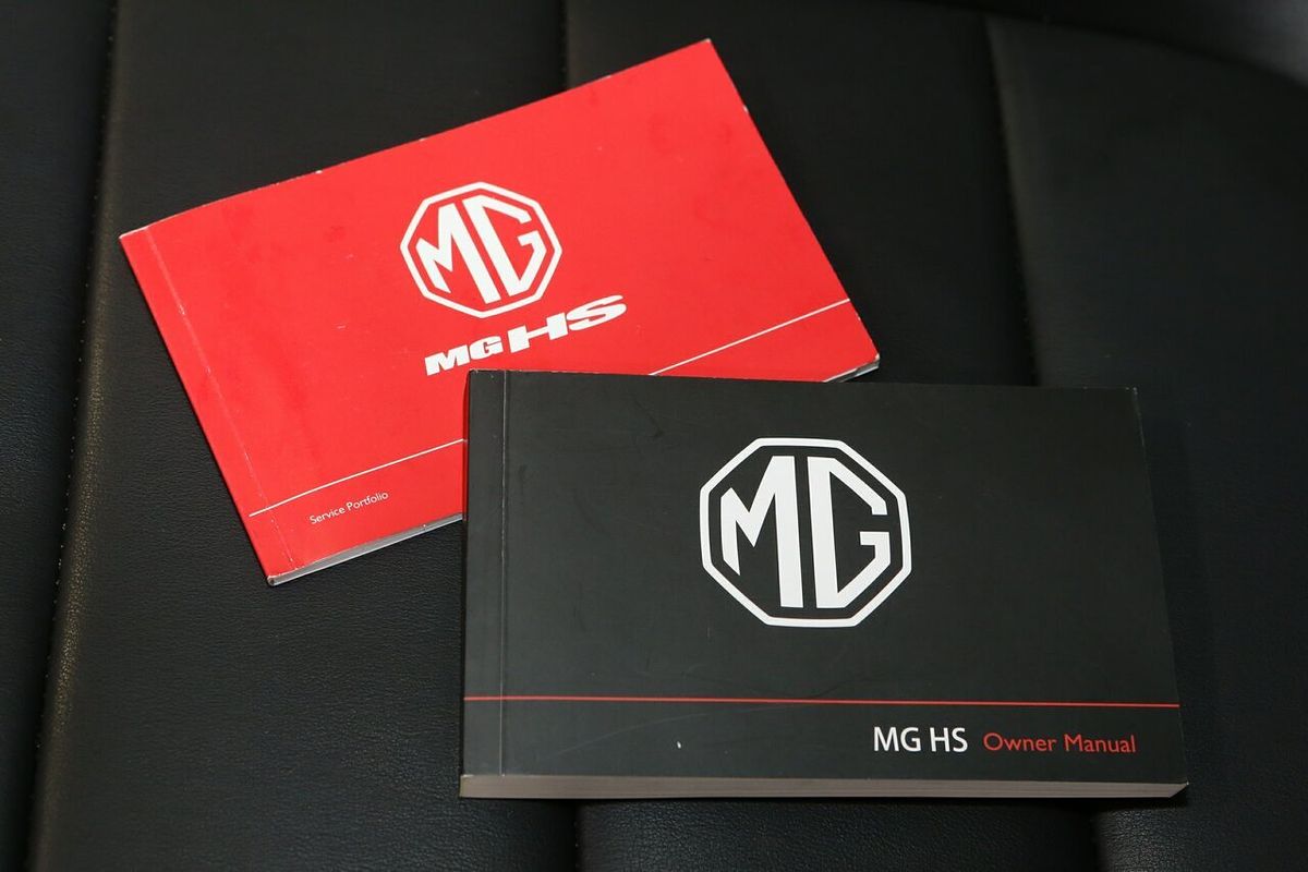 2024 MG HS Vibe SAS23