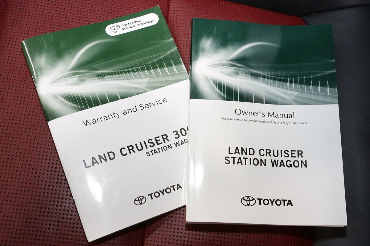 2022 Toyota Landcruiser Sahara ZX FJA300R