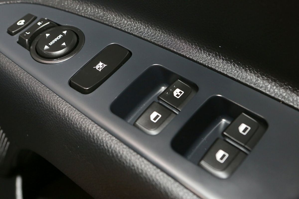 2024 Kia Stonic S YB