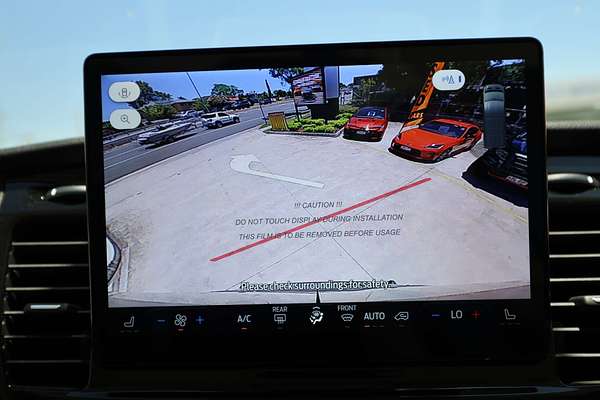 2023 Ford E-Transit 420L VO Mid Roof