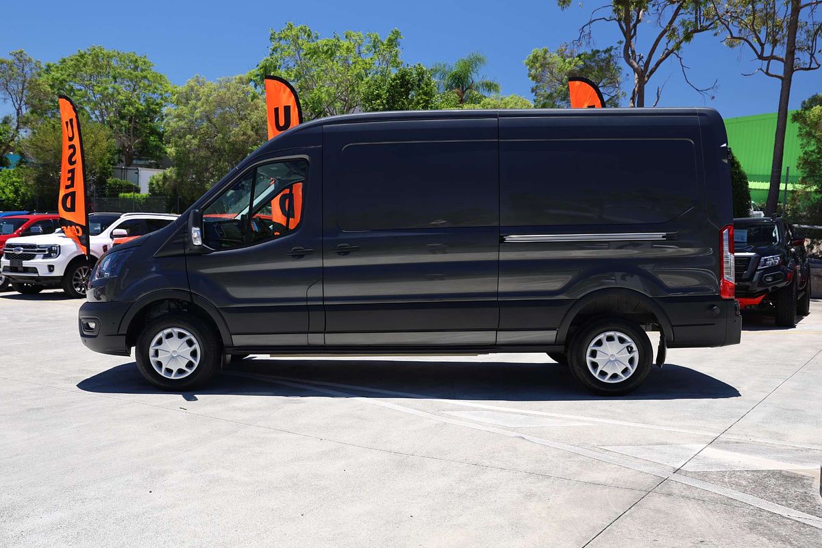 2023 Ford E-Transit 420L VO Mid Roof