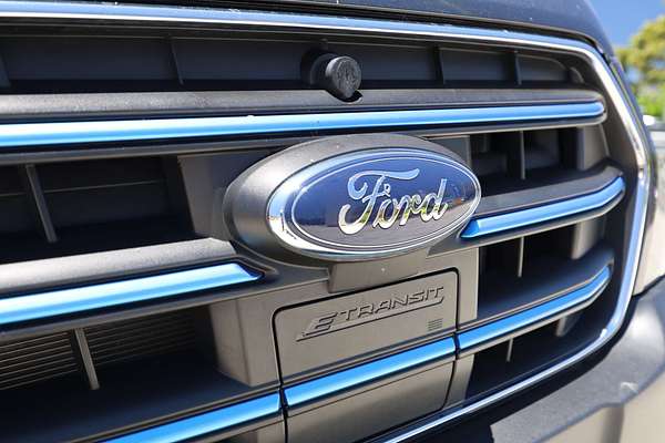 2023 Ford E-Transit 420L VO Mid Roof