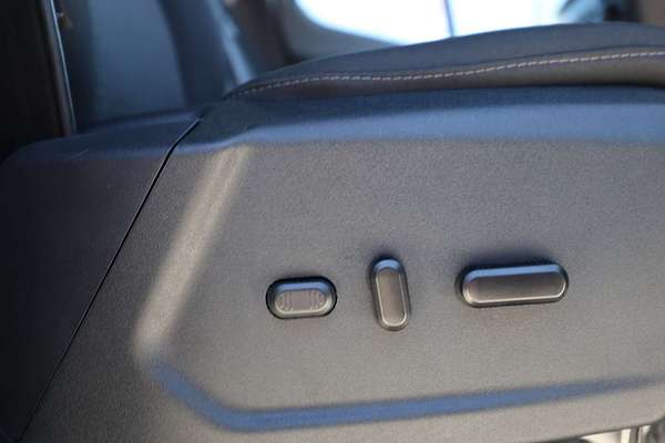 2023 Ford E-Transit 420L VO Mid Roof