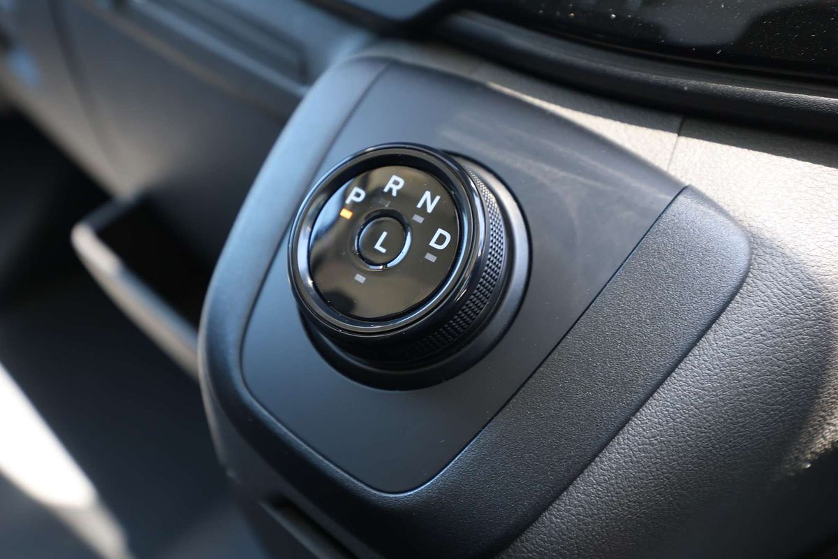 2023 Ford E-Transit 420L VO Mid Roof