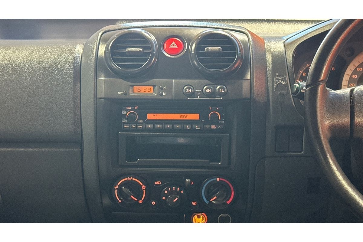 2012 Isuzu D-MAX SX 4X4