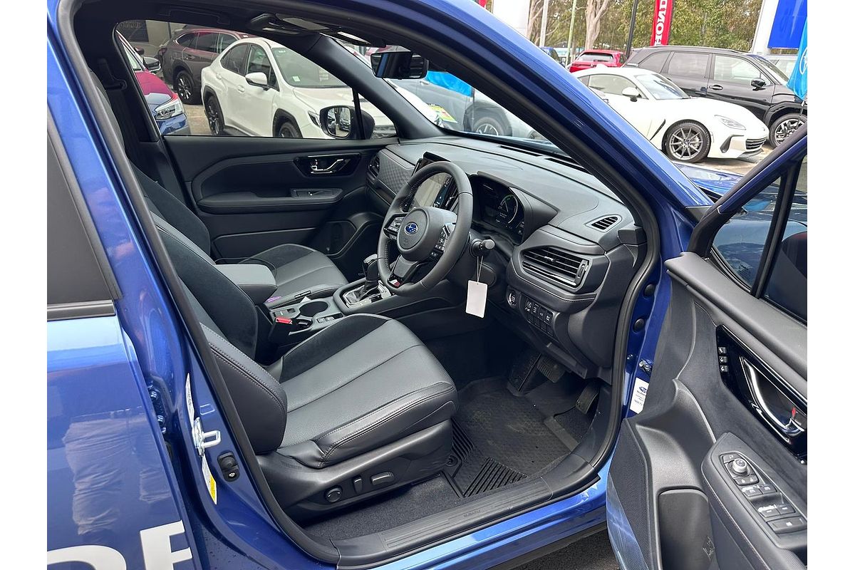 2025 Subaru Forester Hybrid Touring S6