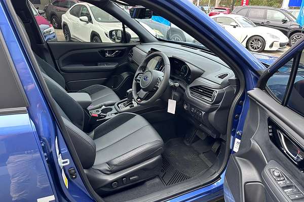 2025 Subaru Forester Hybrid Touring S6