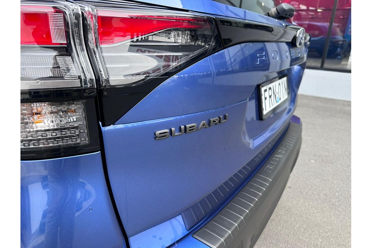 2025 Subaru Forester Hybrid Touring S6