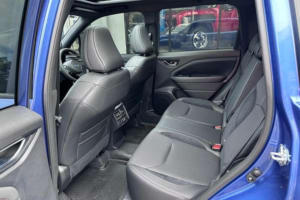 2025 Subaru Forester Hybrid Touring S6