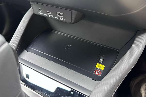 2025 Subaru Forester Hybrid Touring S6