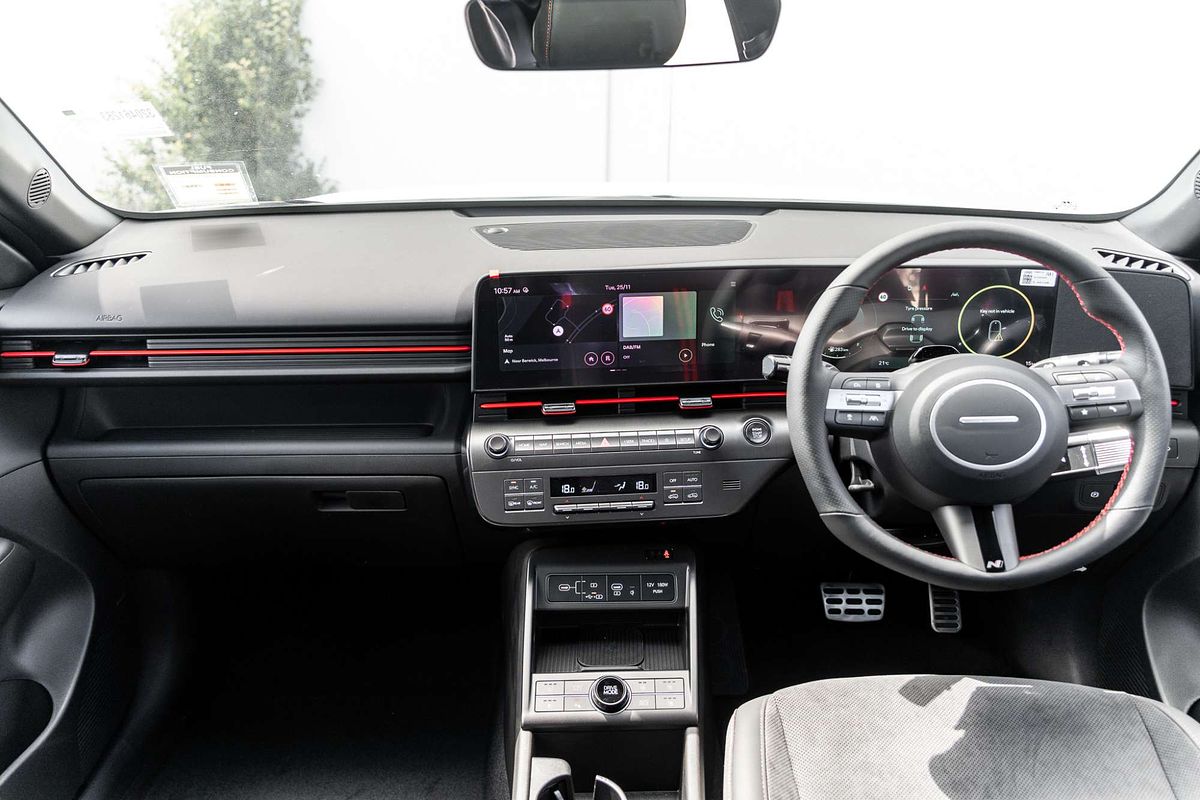 2025 Hyundai Kona Premium N Line SX2.V3