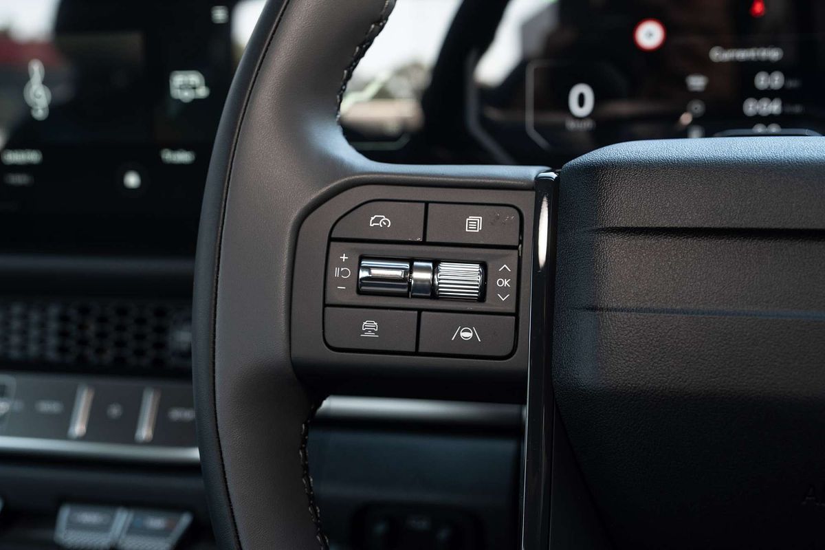 2025 Kia Tasman SX TK 4X4