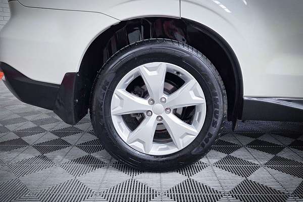 2015 Subaru Forester 2.0i-L S4