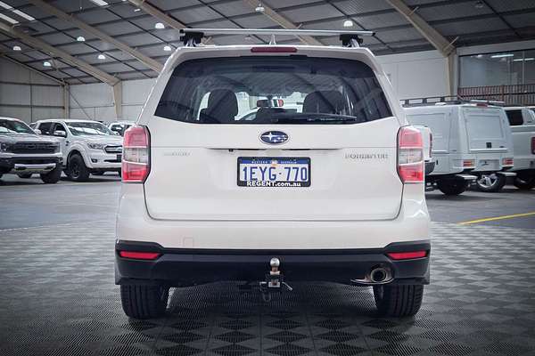 2015 Subaru Forester 2.0i-L S4