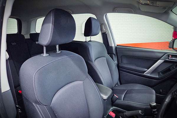 2015 Subaru Forester 2.0i-L S4