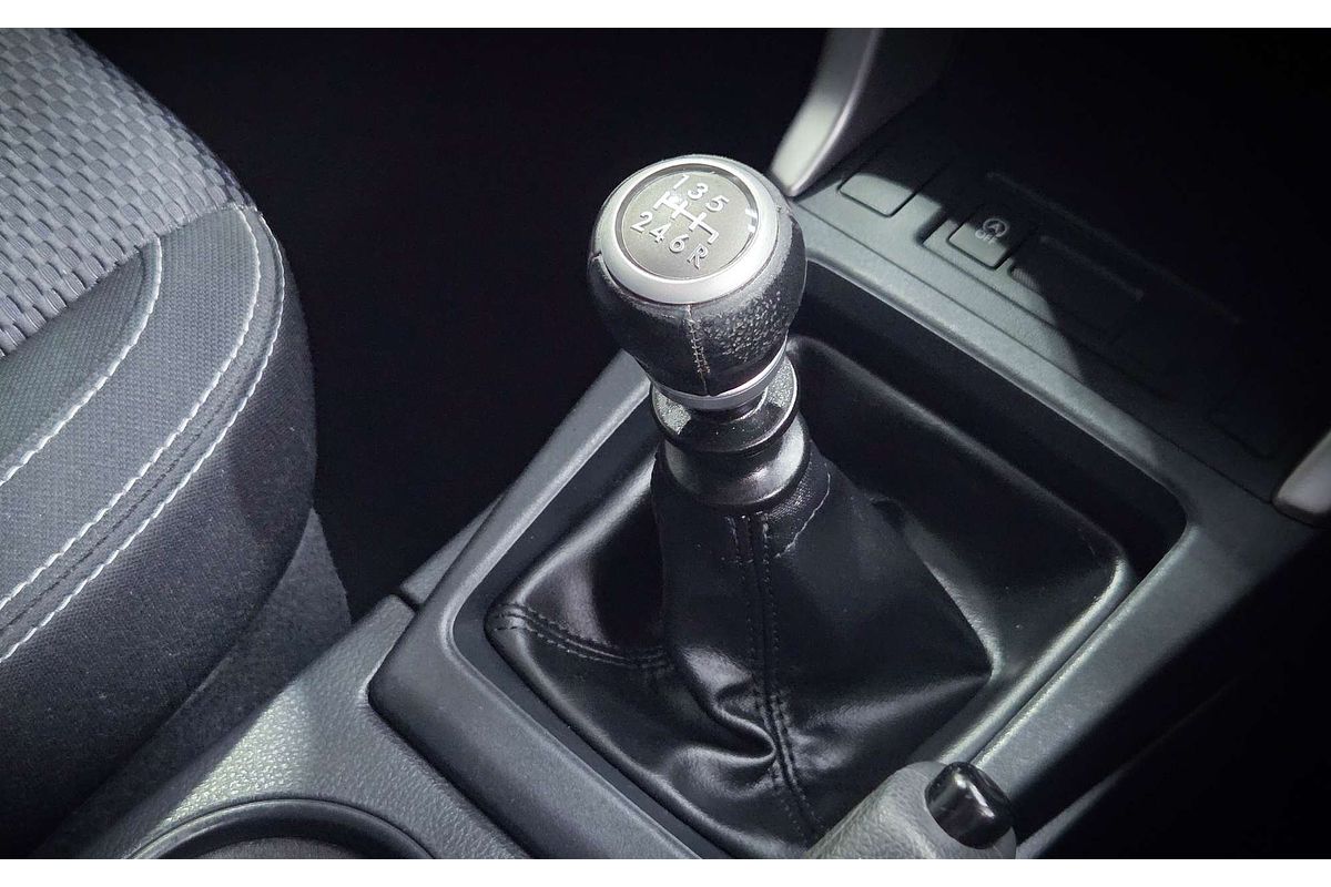 2015 Subaru Forester 2.0i-L S4