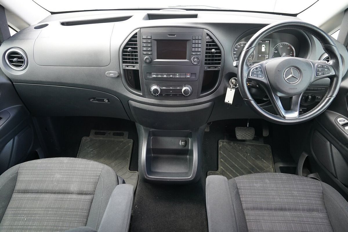 2017 Mercedes-Benz Valente 116BlueTEC 447