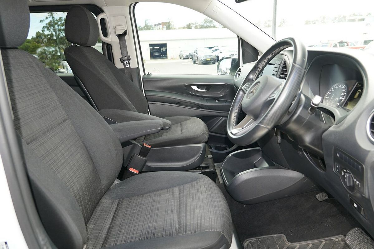 2017 Mercedes-Benz Valente 116BlueTEC 447