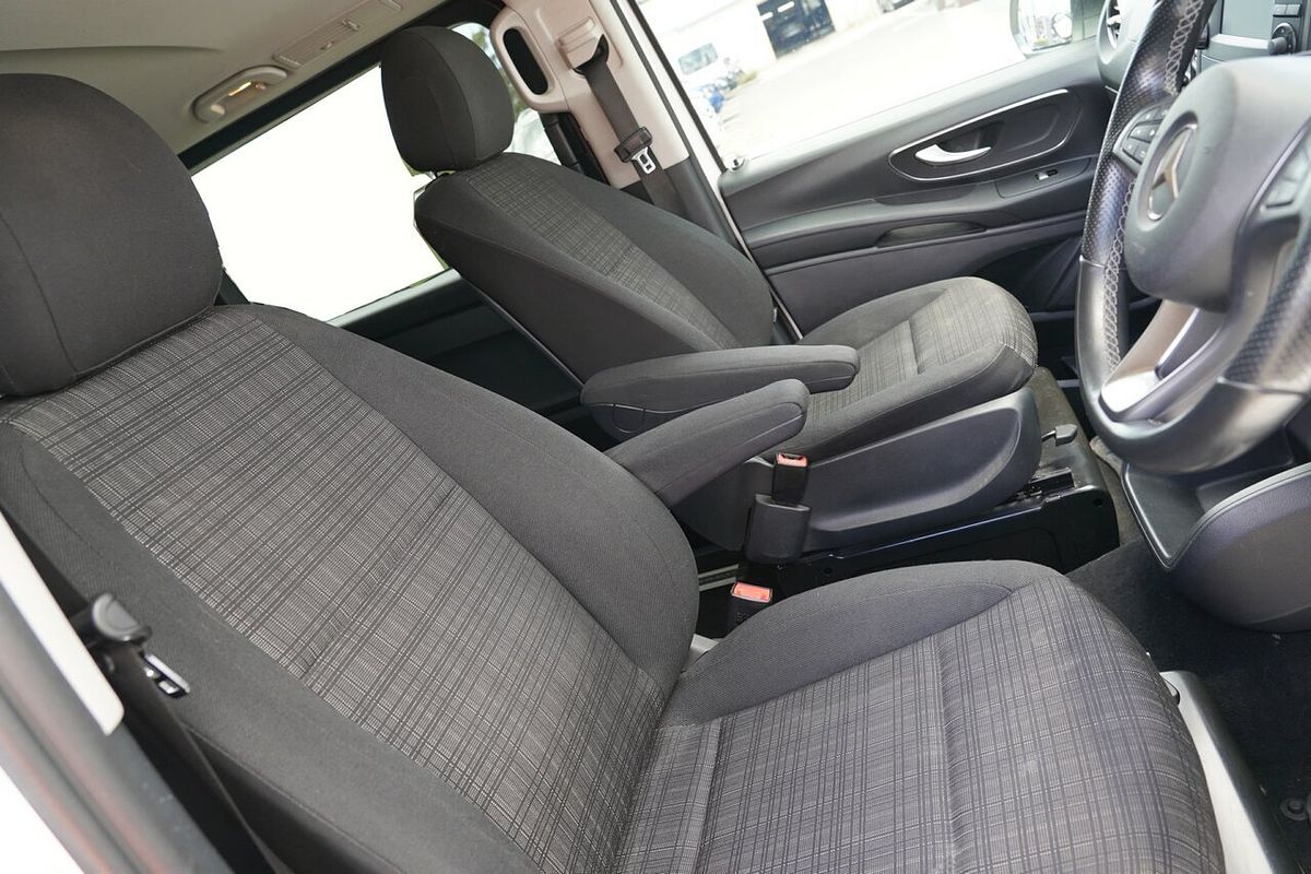 2017 Mercedes-Benz Valente 116BlueTEC 447