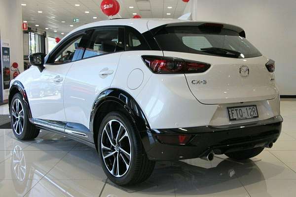 2025 Mazda CX-3 G20 Akari DK