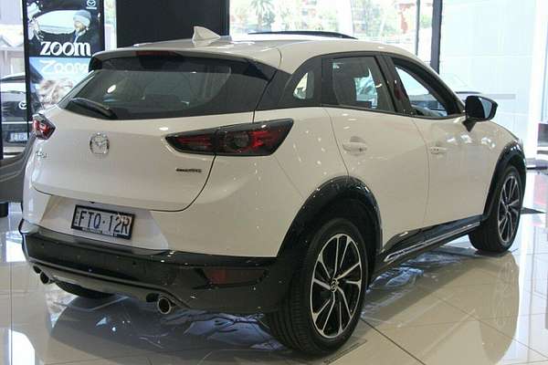 2025 Mazda CX-3 G20 Akari DK