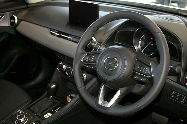 2025 Mazda CX-3 G20 Akari DK
