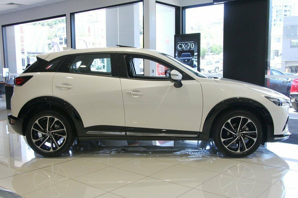 2025 Mazda CX-3 G20 Akari DK