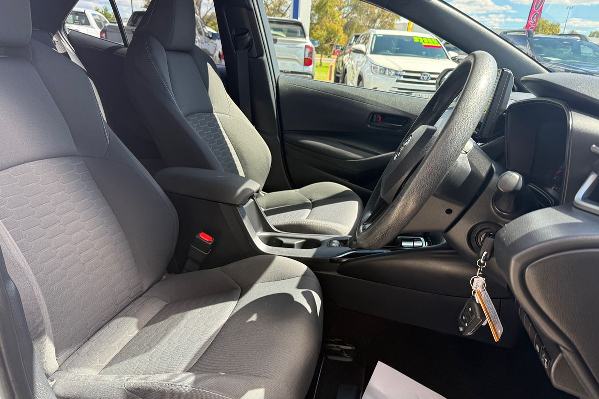 2021 Toyota Corolla Ascent Sport MZEA12R