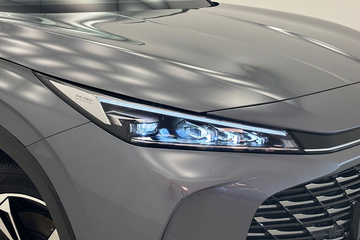 2024 MG HS Vibe AS33