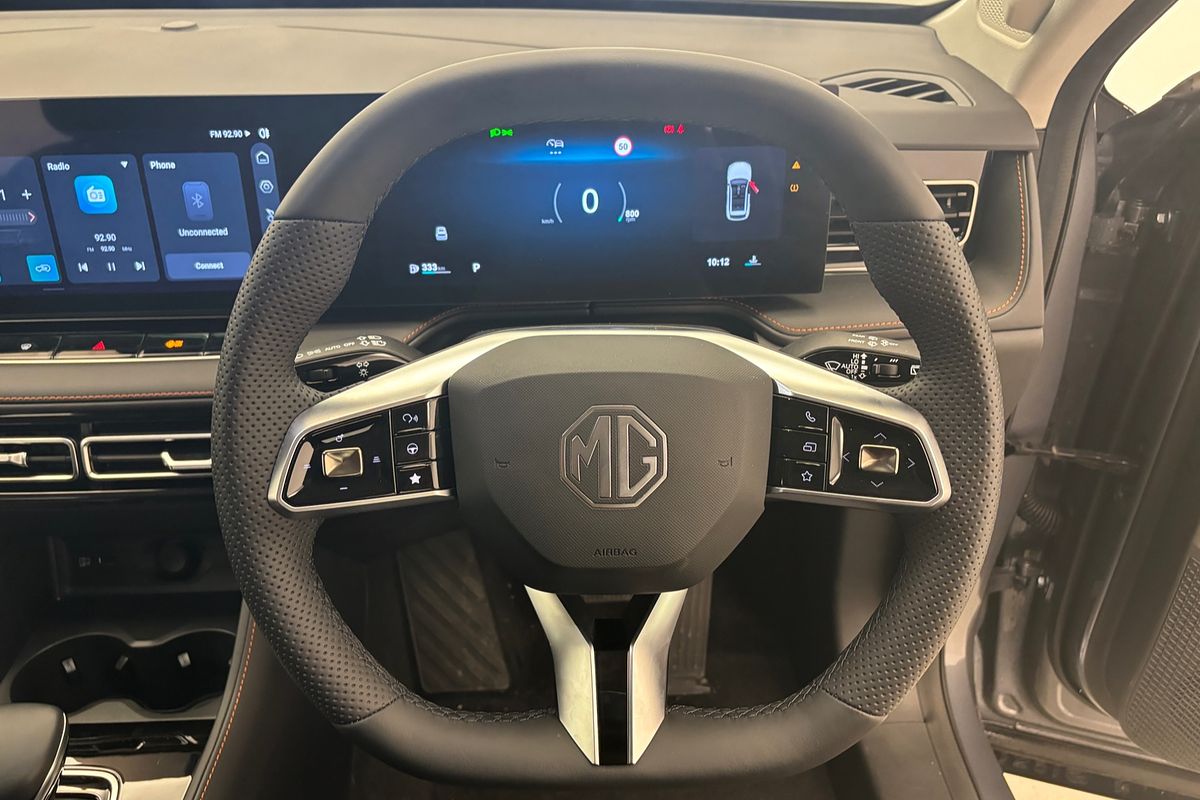 2024 MG HS Vibe AS33