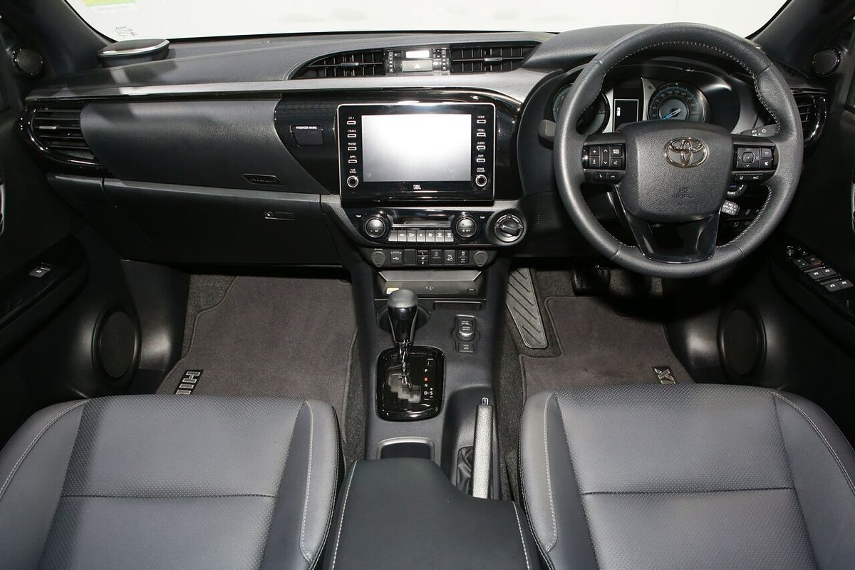 2025 Toyota Hilux Rogue 48V GUN126R 4X4