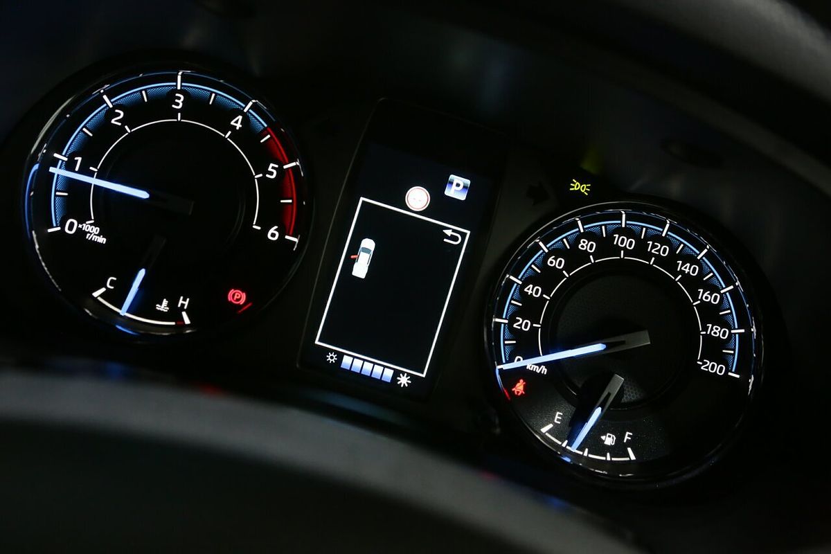 2025 Toyota Hilux Rogue 48V GUN126R 4X4