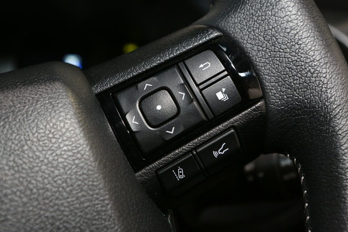 2025 Toyota Hilux Rogue 48V GUN126R 4X4