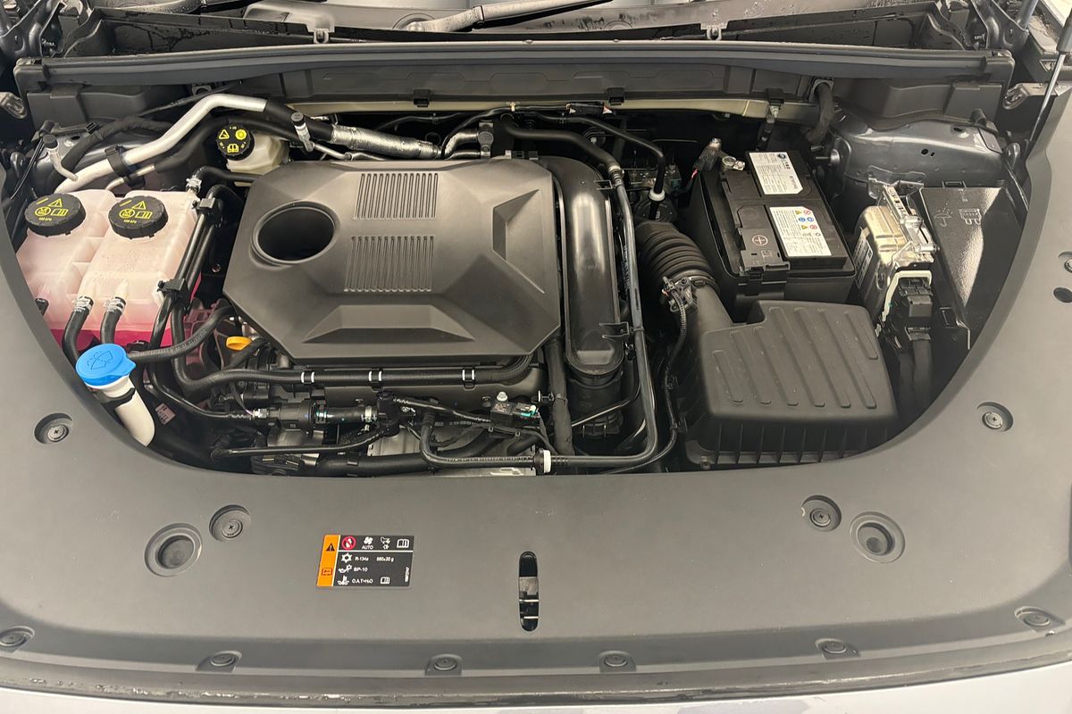 2024 MG HS Vibe AS33