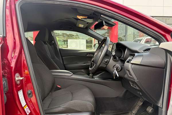 2019 Toyota C-HR NGX10R