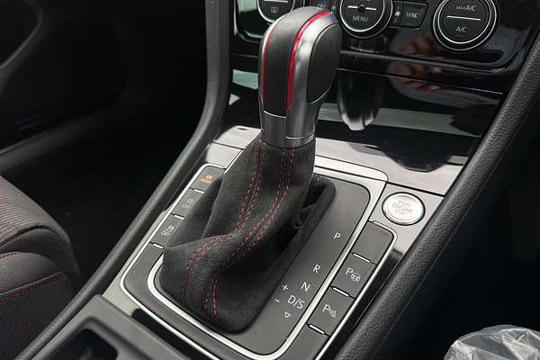 2020 Volkswagen Golf GTI TCR 7.5