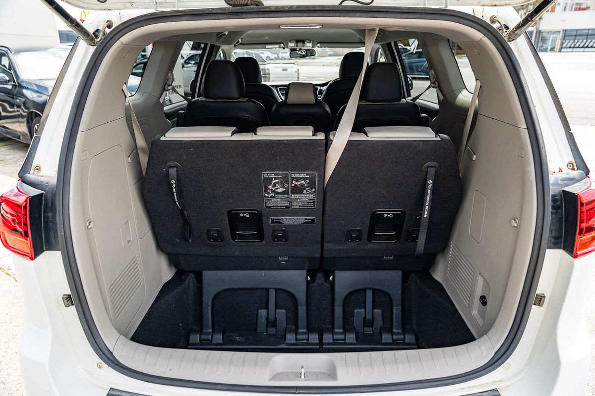 2018 Kia Carnival SLi YP