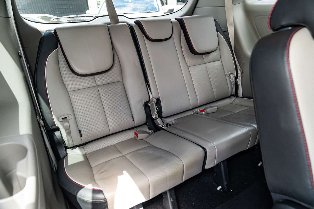 2018 Kia Carnival SLi YP