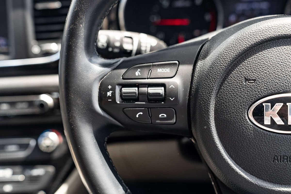 2018 Kia Carnival SLi YP