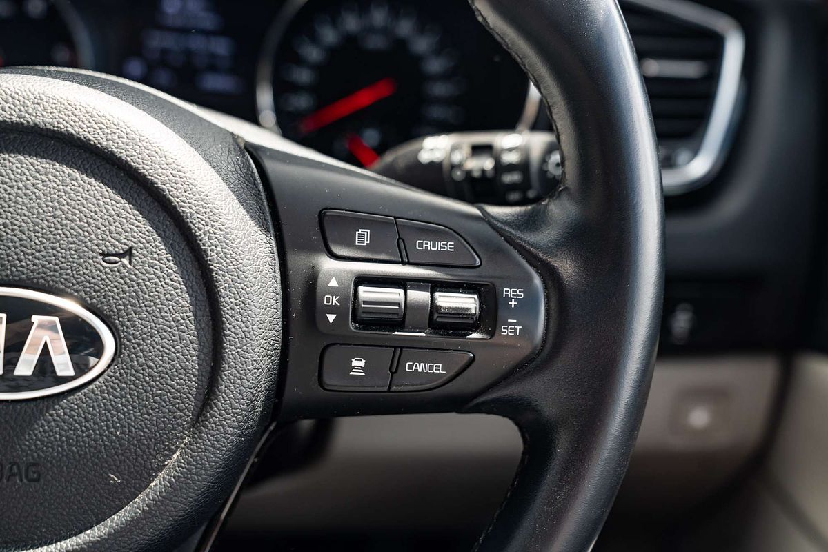 2018 Kia Carnival SLi YP