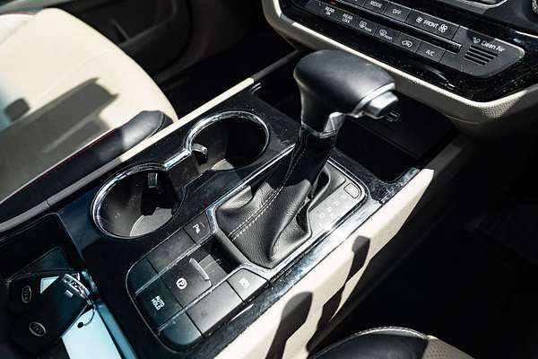 2018 Kia Carnival SLi YP