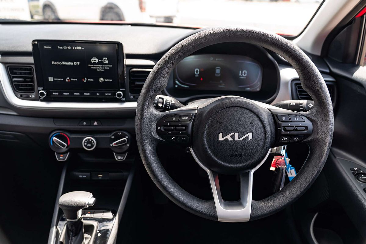 2024 Kia Stonic S YB