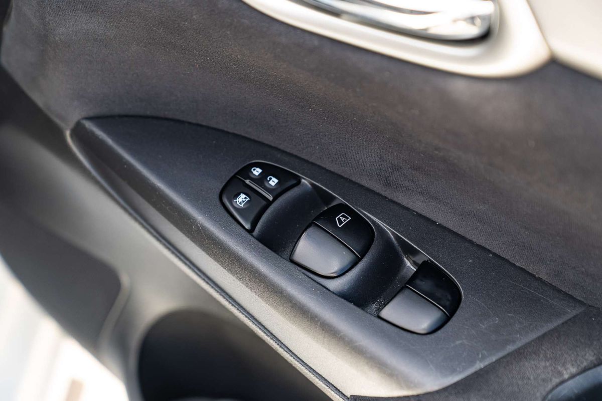 2016 Nissan Pulsar ST B17 Series 2