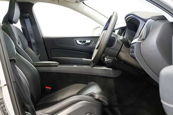 2021 Volvo XC60 T5 Inscription